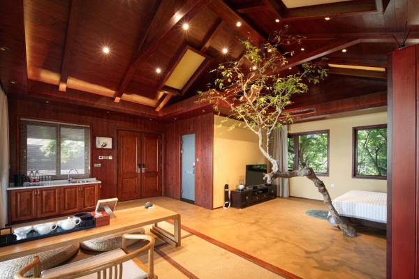 Chambre Lit King-Size Standard — 96 m² - 三亚南山树屋隐世酒店