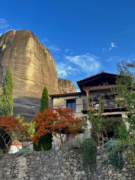 La photo montre l'objet La cueva - Meteora situé dans la ville de Kastrákion.