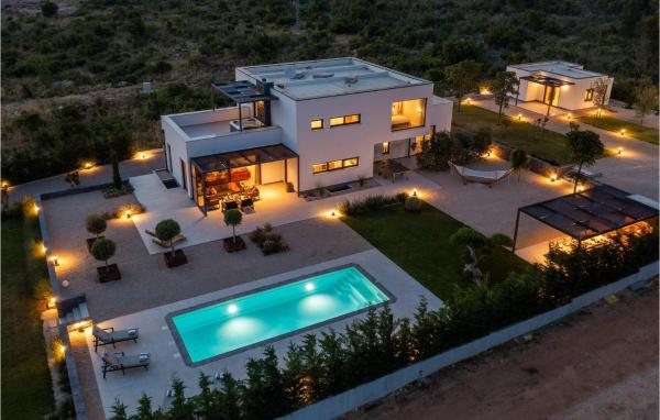 Auf dem Foto ist das Objekt Stunning Home In Dubrava With Sauna in der Stadt Dubrava zu sehen.