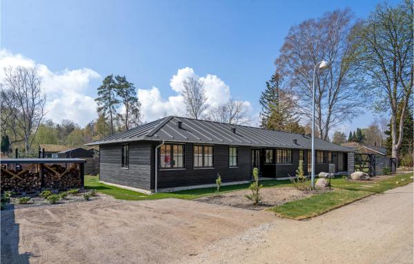 A la foto es mostra l'objecte 3 Bedroom Beautiful Home In Hornbæk situat a la ciutat de Hornbæk.