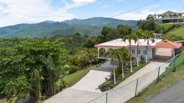 Billede 7: Nice Pool & Bbq W Mountain Views By Otium
