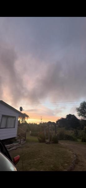 A la foto es mostra l'objecte Te Kaha Beach House situat a la ciutat de Te Kaha.