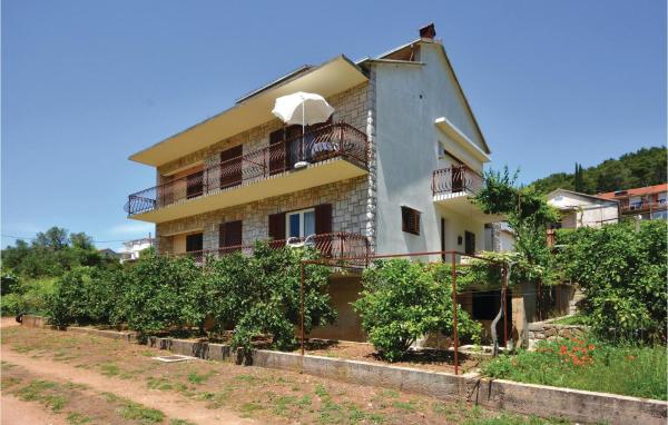 A la foto es mostra l'objecte Apartment Jelsa 08 situat a la ciutat de Jelsa.
