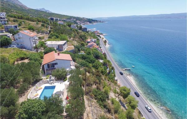 A la foto es mostra l'objecte Holiday Home Agmatosa Iii situat a la ciutat de Sumpetar.