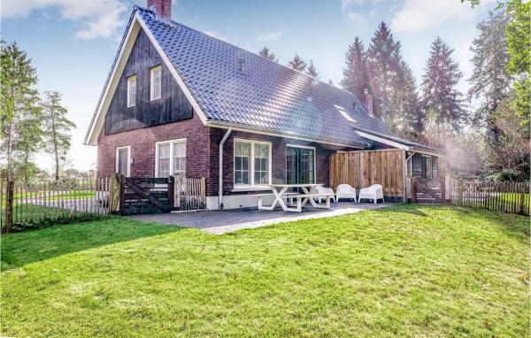 Στη φωτογραφία φαίνεται το αντικείμενο Pet Friendly Home In Rijssen With Wifi που βρίσκεται στην πόλη Rijssen.