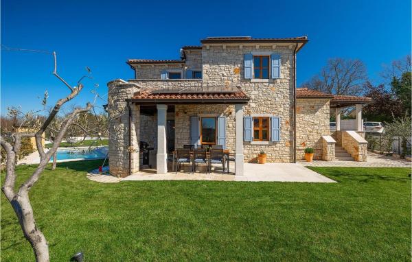 A la foto es mostra l'objecte Villa Elysium Bellezza situat a la ciutat de Triban.