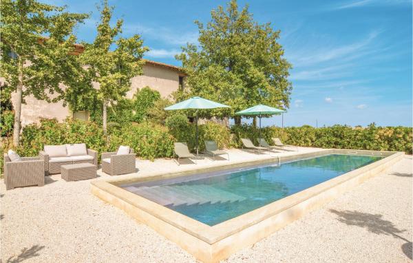 A la foto es mostra l'objecte Nice Home In St Gilles situat a la ciutat de Franquevaux.