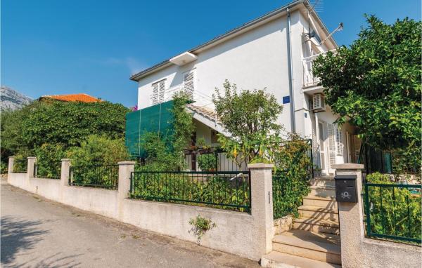På billedet ses objektet Apartment Vnazora N-524 beliggende i byen Orebić.