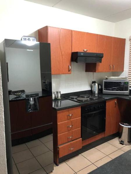 Op de foto is het object Cosy duplex in the heart of Midrand te zien, gelegen in de stad Midrand.