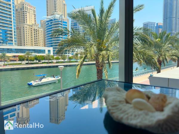A la foto es mostra l'objecte Unforgettable View & Experience Over Dubai Canal situat a la ciutat de Dubai.