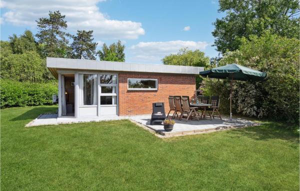 На фото показан объект Stunning Home In Sydals With Kitchen, расположенный в городе Østerby.