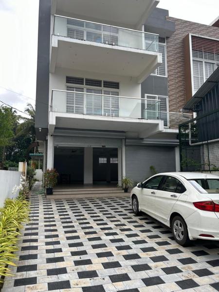 På billedet ses objektet Thottan house beliggende i byen Thrissur.