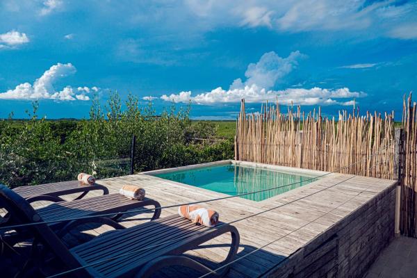 Na zdjęciu widoczny jest obiekt Sunset House położony w mieście Tulum.