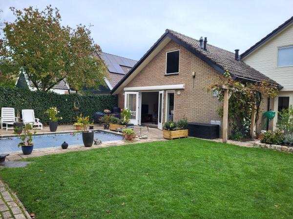 Auf dem Foto ist das Objekt Sundaville bij Posbank Veluwe in der Stadt Hall zu sehen.