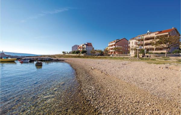 2 Bedroom Beautiful Apartment In Povljana - Pag