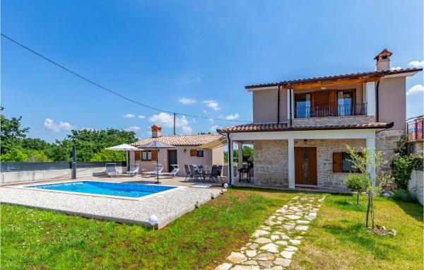 A la foto es mostra l'objecte 2 Bedroom Cozy Home In Filipana situat a la ciutat de Filipana.