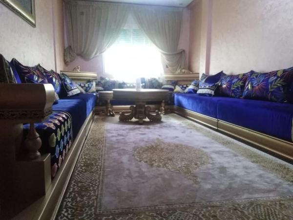 Na fotografii je vidět objekt Top 4 Rooms Apartment nacházející se ve městě Mrhila.