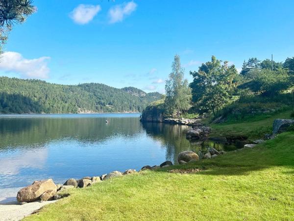 Na fotografii je vidět objekt 10 person holiday home in TVEDESTRAND nacházející se ve městě Staubø.
