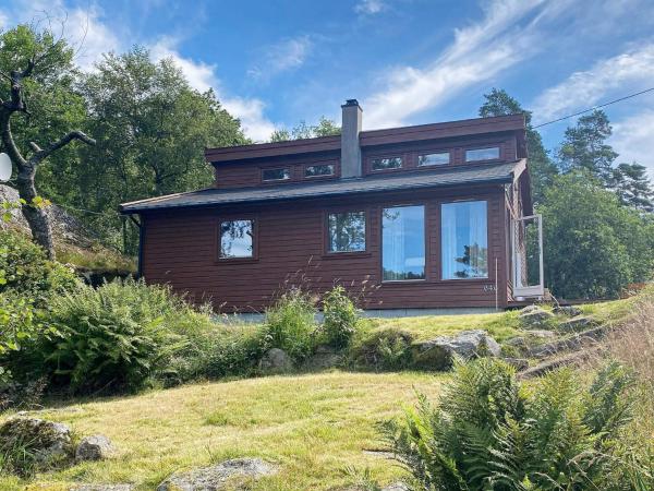 A la foto es mostra l'objecte 7 person holiday home in lyngdal situat a la ciutat de Dåri.
