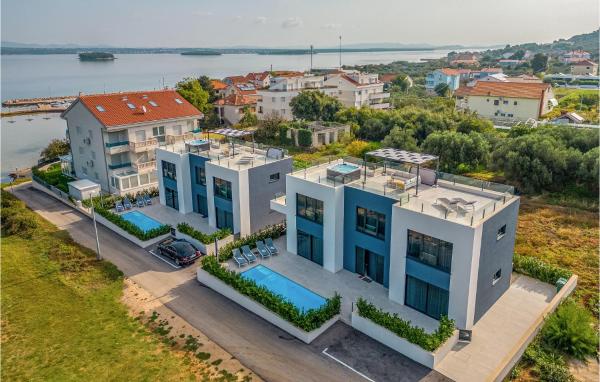 Amazing Home In Pasman