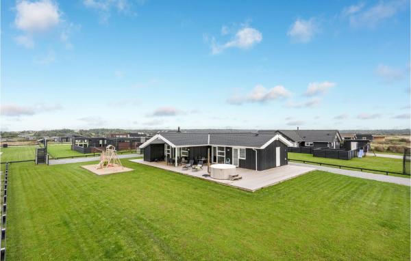 Stunning Home In Løkken With 5 Bedrooms And Sauna - Løkken