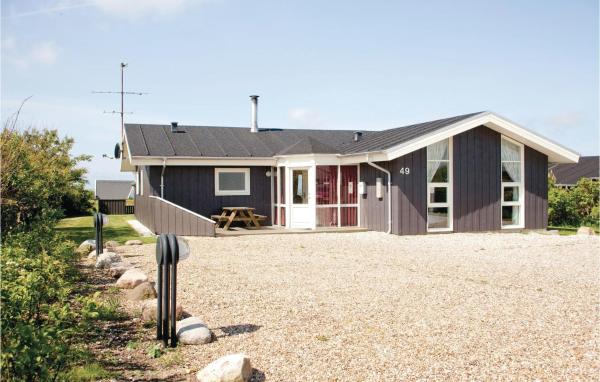 På billedet ses objektet Stunning Home In Vestervig With Sauna beliggende i byen Vestervig.