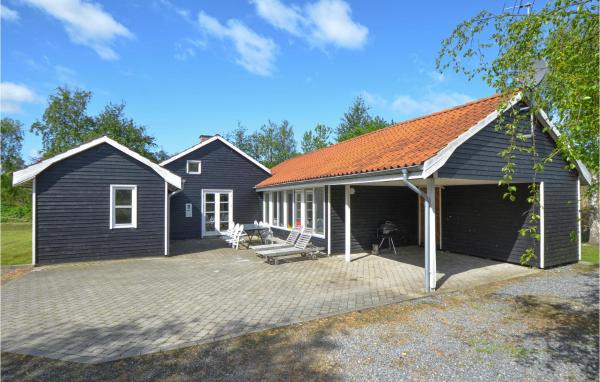 Cozy Home In Ebeltoft With Sauna, Ebeltoft