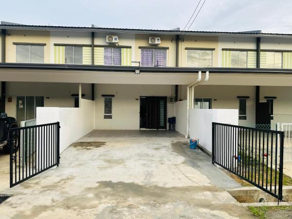 A la foto es mostra l'objecte Meoster Homestay Tuaran situat a la ciutat de Tuaran.