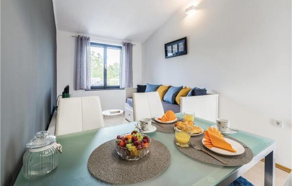 A la foto es mostra l'objecte One-Bedroom Apartment In Porec situat a la ciutat de Poreč.