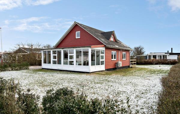 写真にはハザスレウ市にあるAmazing Home In Haderslev With Wifiが写っています。