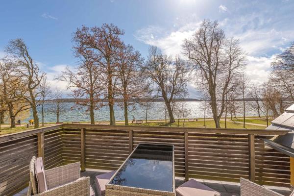 Na fotografii je vidět objekt Kietz-Koje - Ferienapartment mit Müritzblick & Naturgenuss nacházející se ve městě Waren.