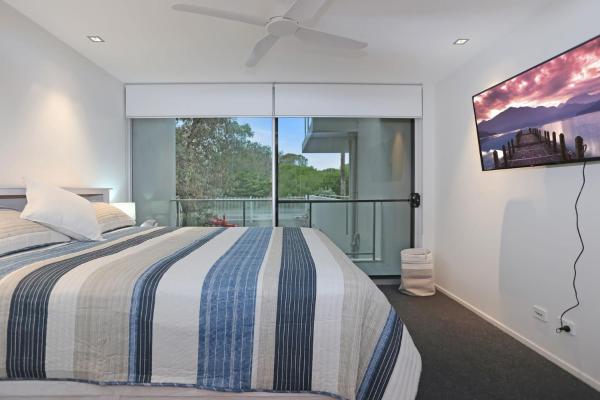 Fotografie 7: Beachfront on Bennetts Beaches Apartment 4