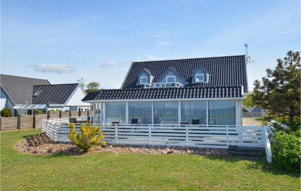 A la foto es mostra l'objecte Amazing Home In Ebeltoft With Sauna situat a la ciutat de Ebeltoft.