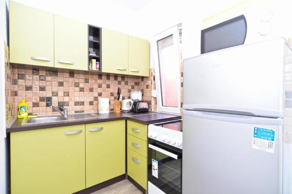 Foto 4: Spacious flat with pool just 300m from the beach