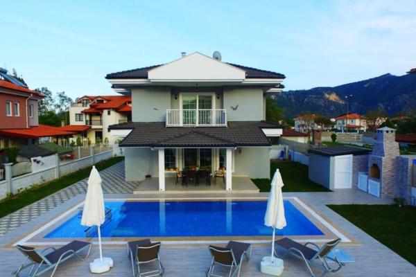På bildet vises objektet Villa DeepBlue som ligger i byen Dalyan.