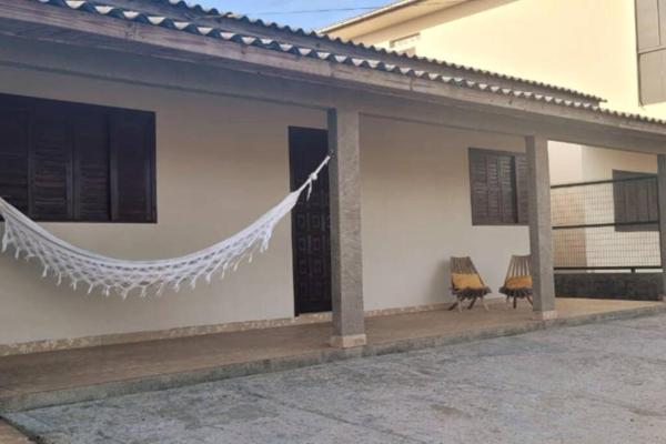 A la foto es mostra l'objecte Casa Aconchegante - 600m do Mar situat a la ciutat de Aliatar.