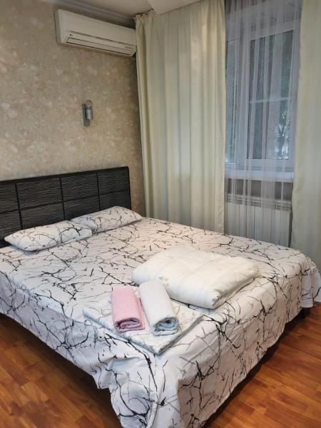 På billedet ses objektet Apartments Ahmetova 6 32 beliggende i byen Krasnoye Pole.
