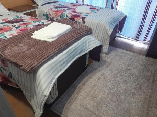 Zdjęcie 3: Private Accommodation