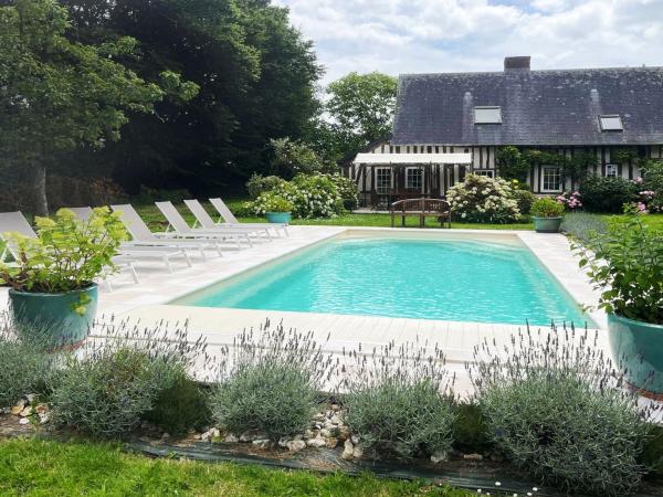 På billedet ses objektet Holiday Home La longère by Interhome beliggende i byen Saint-Arnoult.