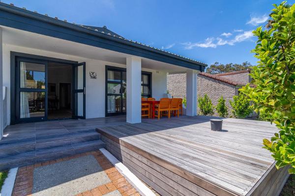 A la foto es mostra l'objecte SeaB by Top Destinations Rentals situat a la ciutat de Hermanus.