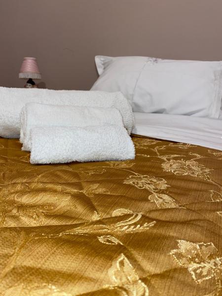 A la foto es mostra l'objecte Torre Adelasia situat a la ciutat de Aidone.