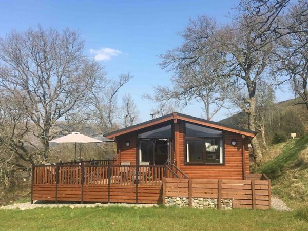 A la foto es mostra l'objecte Teaghlach Luxury Lodge with hot tub Balquhidder Mhor Lodges situat a la ciutat de Lochearnhead.