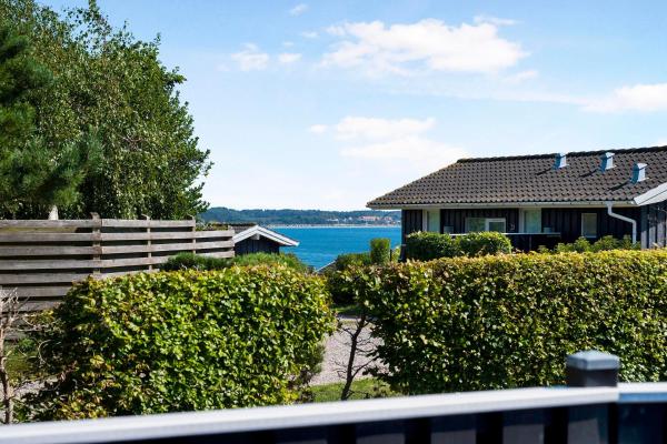 A la foto es mostra l'objecte Cozy House Near Ebeltoft With Sea Views situat a la ciutat de Ebeltoft.