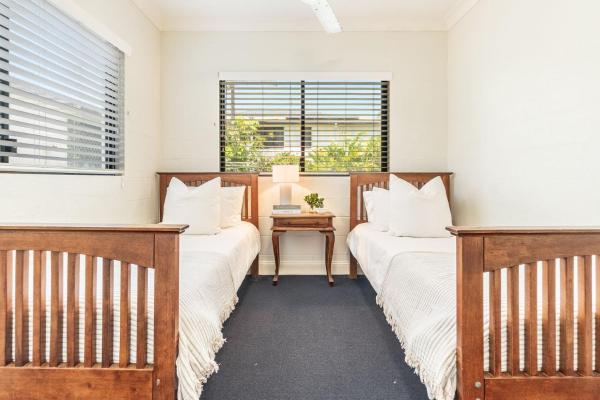 Fotografie 9: Arcoola 2 - Views Over Main Beach - Holiday Yamba