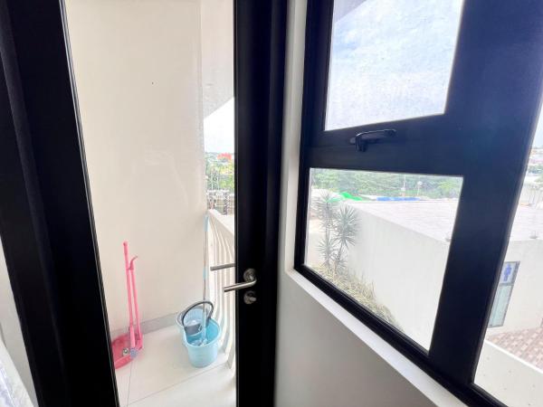 Photo 6 : Studio Unit in Baloi Apartment - Pool View Free WIFI Smart Tv