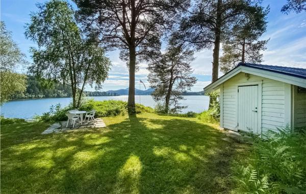 A la foto es mostra l'objecte 4 Bedroom Beach Front Home In Skodje situat a la ciutat de Sjøholt.