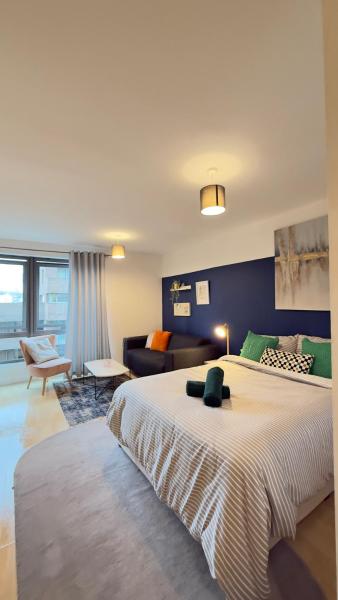 Modern Spacious Studio Opposite Station Ii - Hounslow