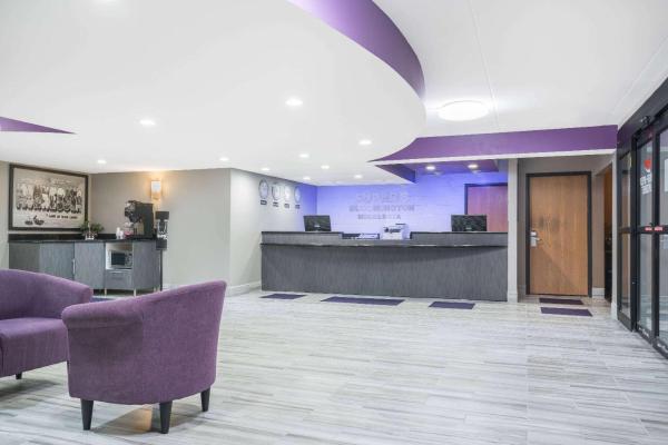 Photo 8 : Super 8 by Wyndham Bloomington/Airport