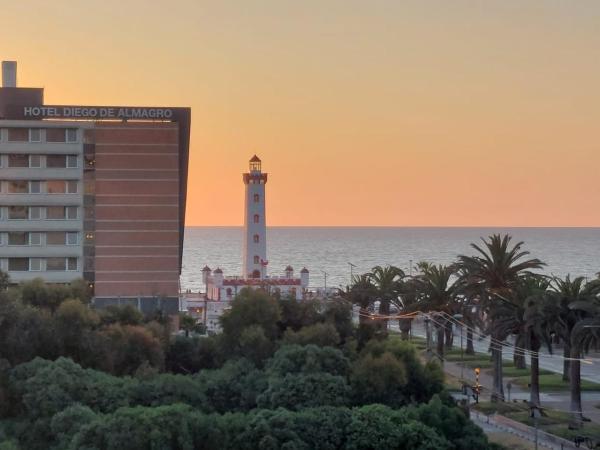På billedet ses objektet Sunrise beliggende i byen La Serena.
