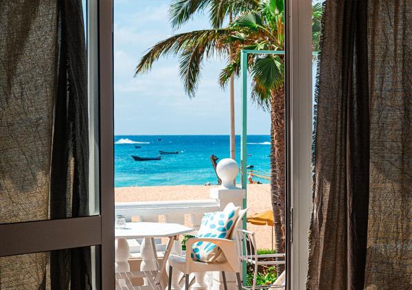 Vista Mar - Seafront Holiday Apartments, Santa Maria